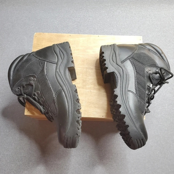 Ozark Trail Black Boots - Picture 2 of 7